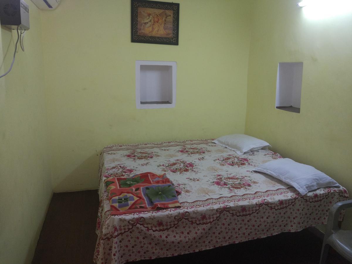 Radha Krishna Home Varanasi Dış mekan fotoğraf